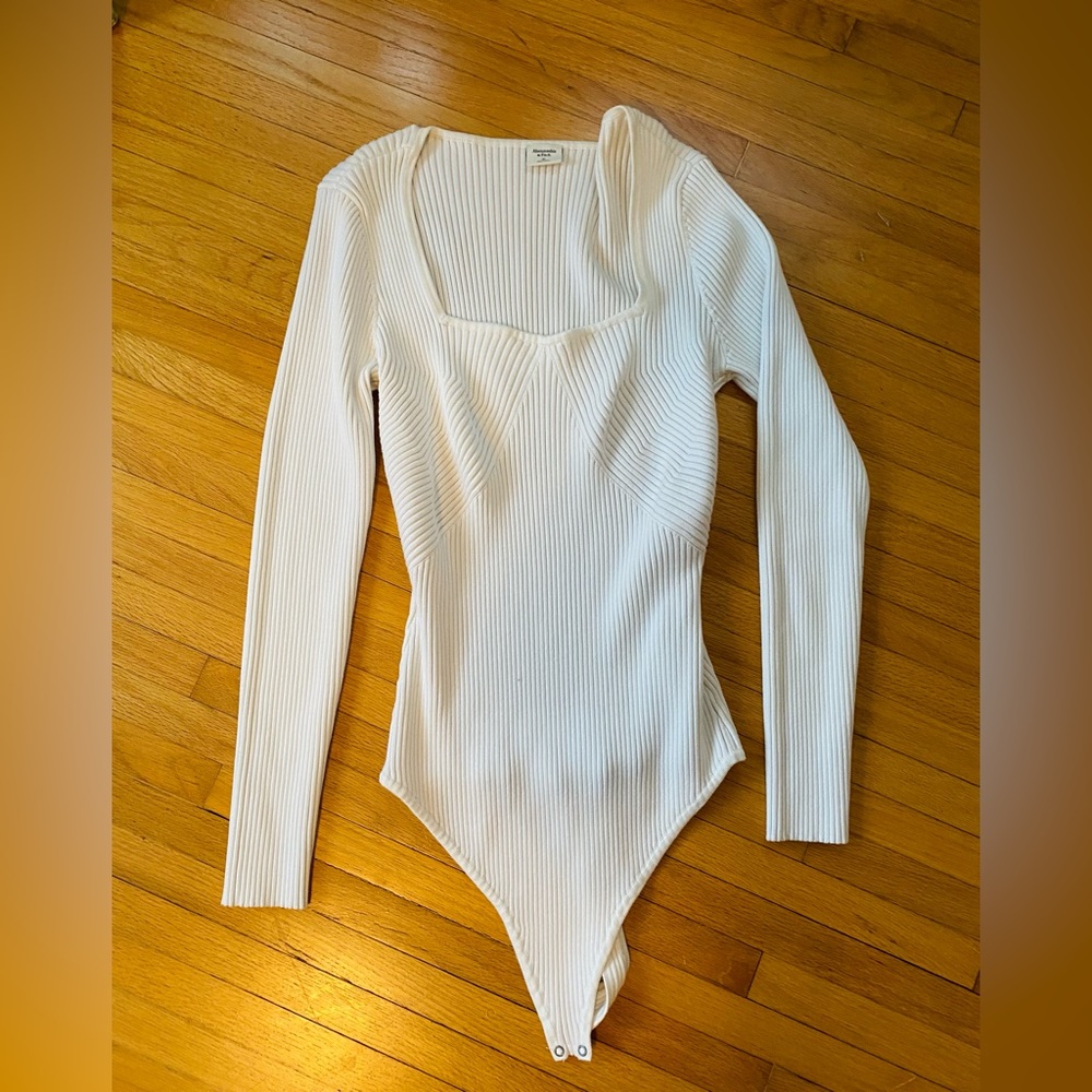 Abercrombie & Fitch white sweater bodysuit